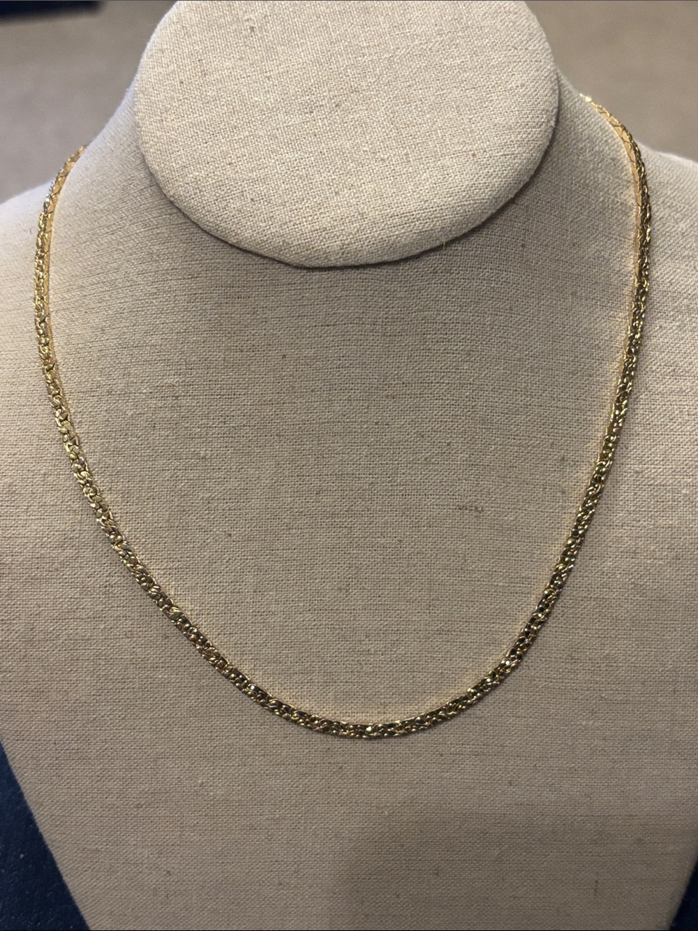 Vintage Classic Gold tone flat Chain Necklace - Women Jewelry